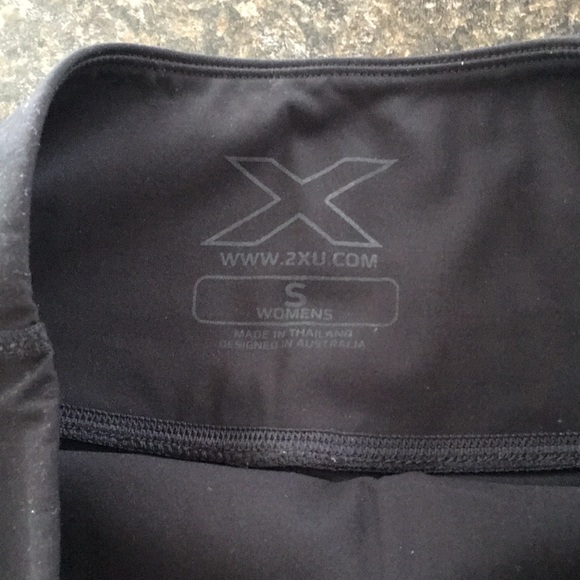 2XU black leggings - Picture 4 of 4